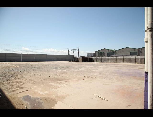540M² FACTORY TO LET IN BRACKENFELL CENTRAL